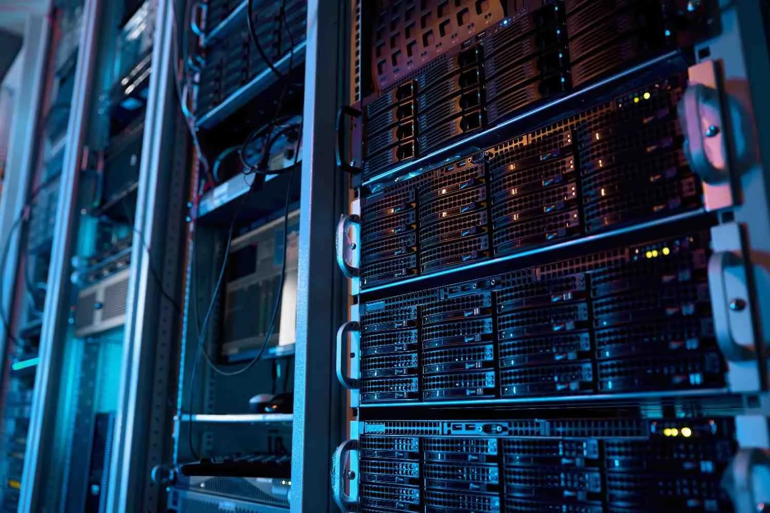 Servers & Storage